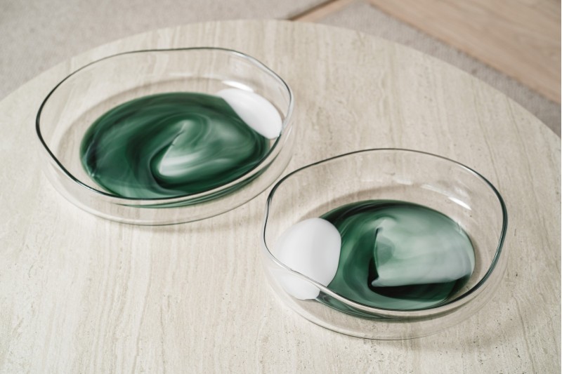 LAGOA COLLECTION: COLORED GLASS TABLE CENTREPIECES| VP Interiorismo.